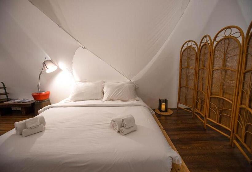 带花园景观和一个卧室的别墅, Nhapha Khaoyai Resort