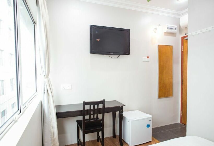 חדר סופריור, Pj Park