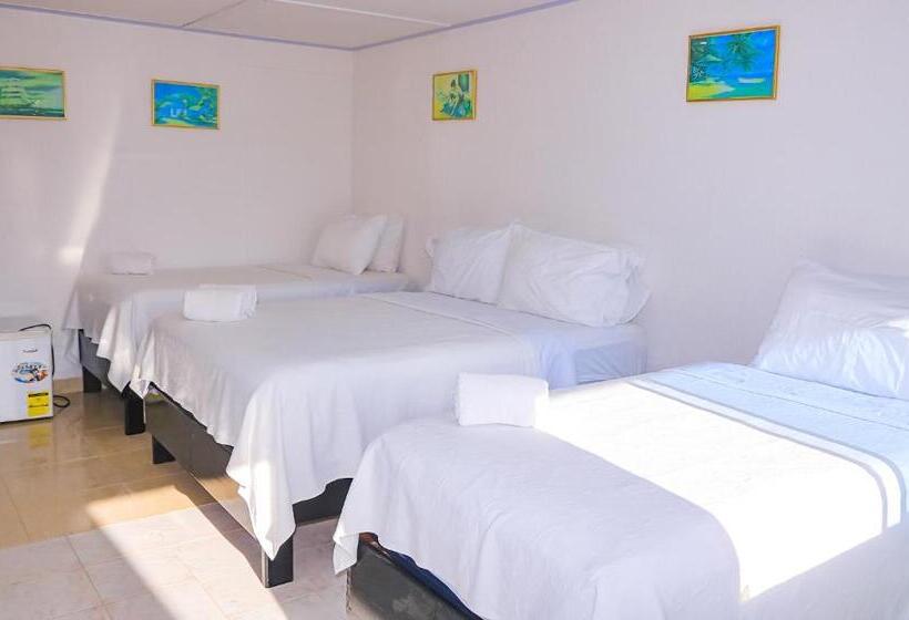 スタンダード４人部屋, Posada Enilda