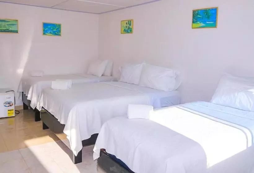 スタンダード４人部屋, Posada Enilda