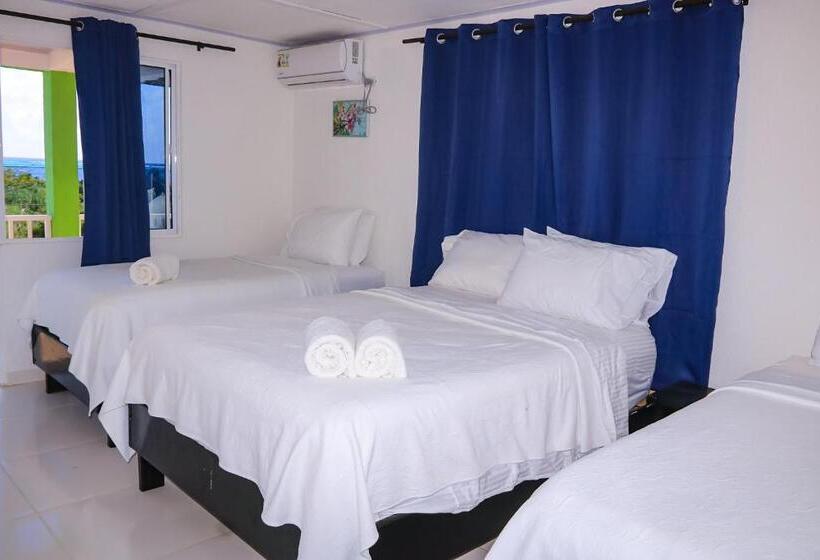 スタンダード４人部屋, Posada Enilda