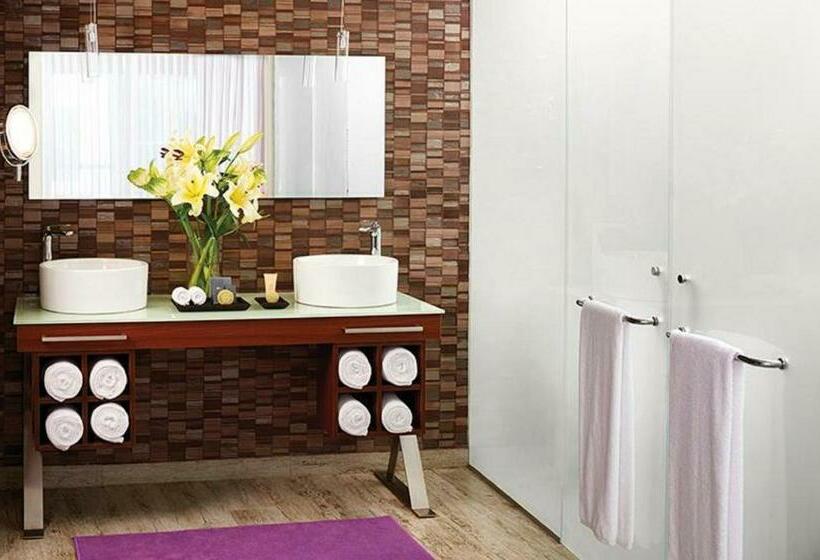 جناح غرفتين نوم, Residences at The Fives