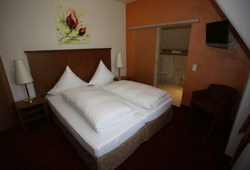 标准间, Schuberths Am Schloss