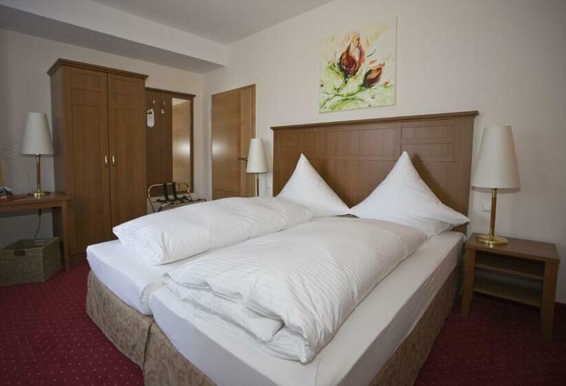 标准间, Schuberths Am Schloss