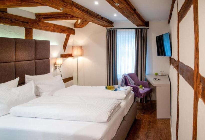 高级大房间, Schuberths Am Schloss