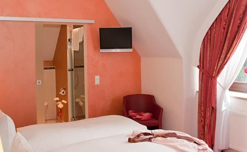 标准间, Schuberths Am Schloss