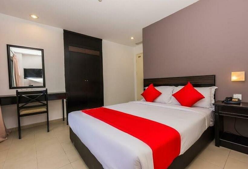 Deluxe Zimmer, Zamburger Cheese