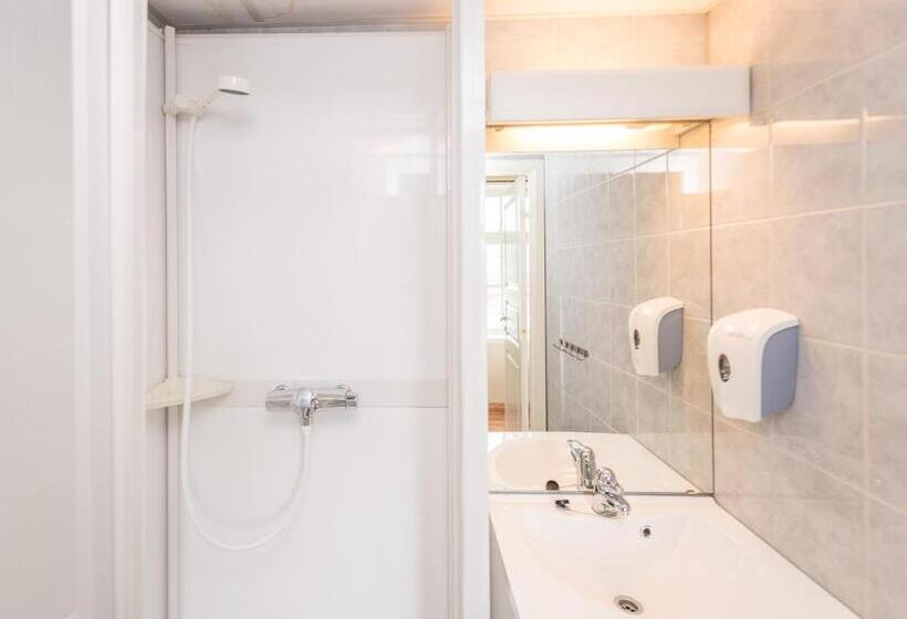 1 Bedroom Penthouse Apartment, Toranes Overnatting