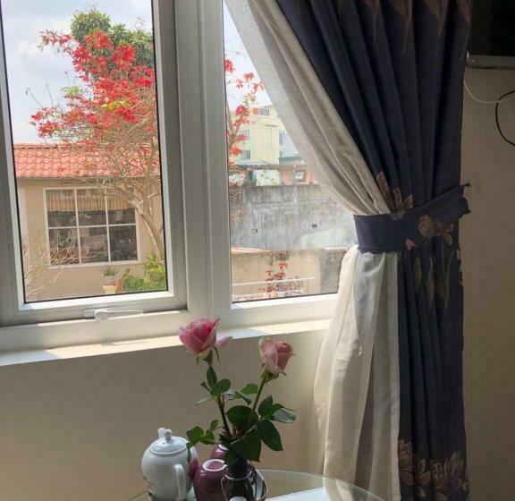 اتاق استاندارد چهارنفره با چشمانداز باغ, Villa   Hotel Nam Khang 2 Dalat