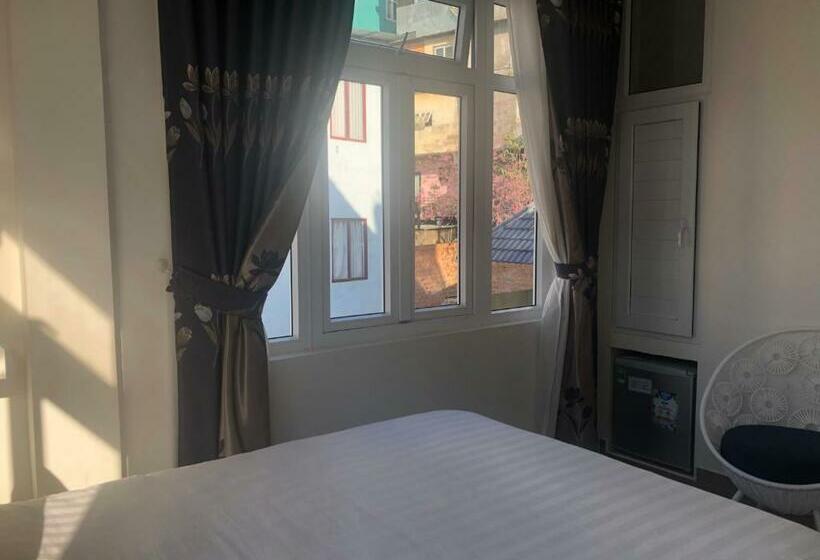 اتاق استاندارد چهار تخته, Villa   Hotel Nam Khang 2 Dalat