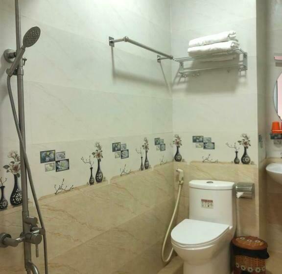 اتاق استاندارد چهار تخته, Villa   Hotel Nam Khang 2 Dalat