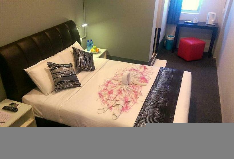 Номер Стандарт, Wassup Youth Hostel