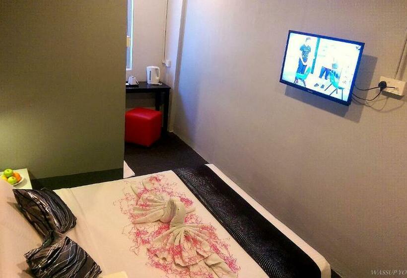 Номер Стандарт, Wassup Youth Hostel