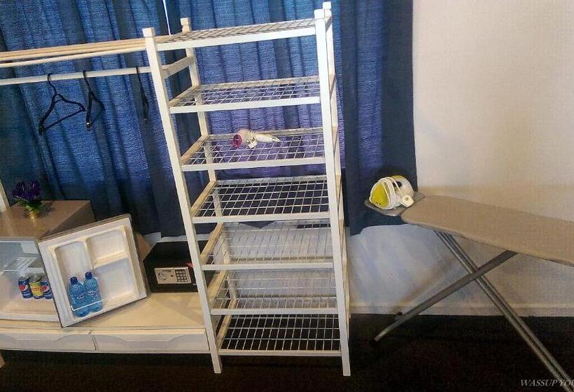 Четырехместный Номер Стандарт, Wassup Youth Hostel