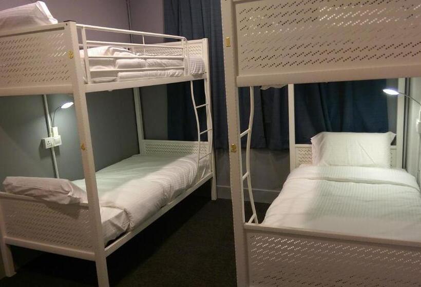 Четырехместный Номер Economy, Wassup Youth Hostel