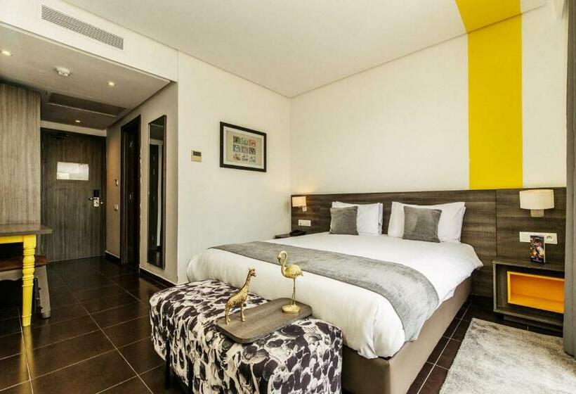 اتاق سوپریور, Wazo