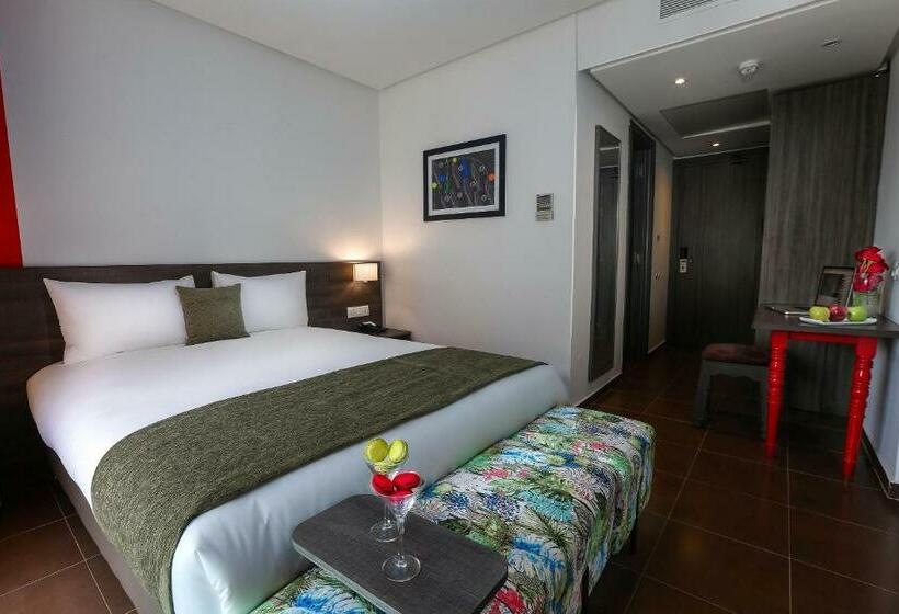 اتاق سوپریور, Wazo