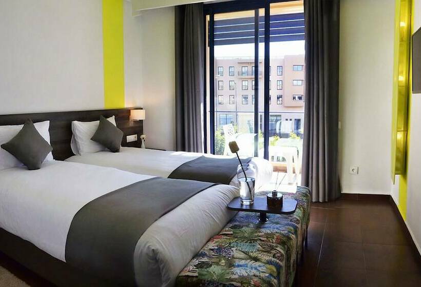 اتاق سوپریور, Wazo