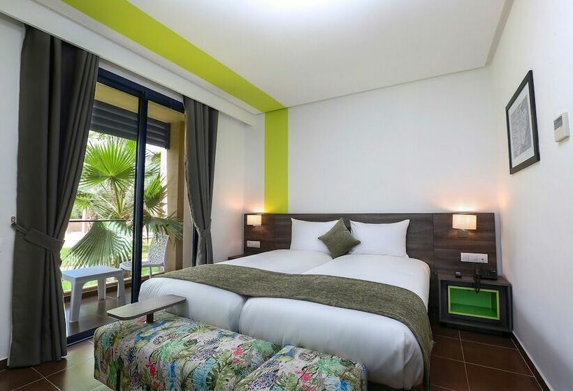 اتاق سوپریور, Wazo