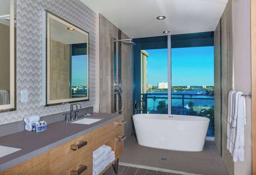 جناح رئاسى, Wyndham Grand Clearwater Beach