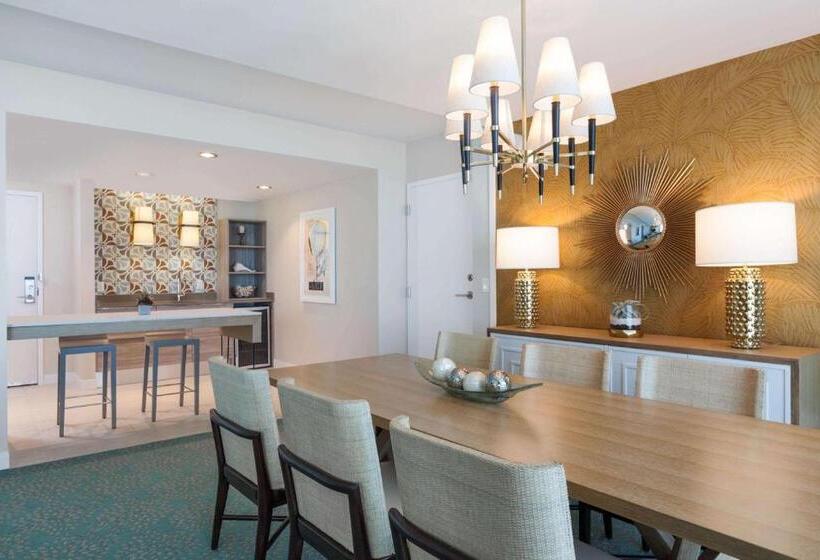 جناح سرير كينج, Wyndham Grand Clearwater Beach