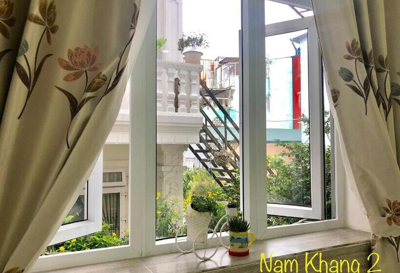 اتاق استاندارد سه تخته با چشم‌انداز باغ, Villa   Hotel Nam Khang 2 Dalat