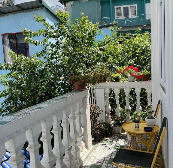 اتاق استاندارد با بالکن, Villa   Hotel Nam Khang 2 Dalat