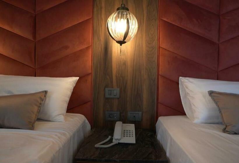 חדר סופריור לשלושה, Premium Sunrise