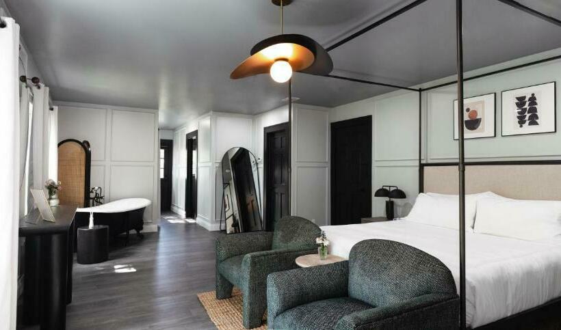 غرفة ديلوكس سرير كينج, Victoria 1883