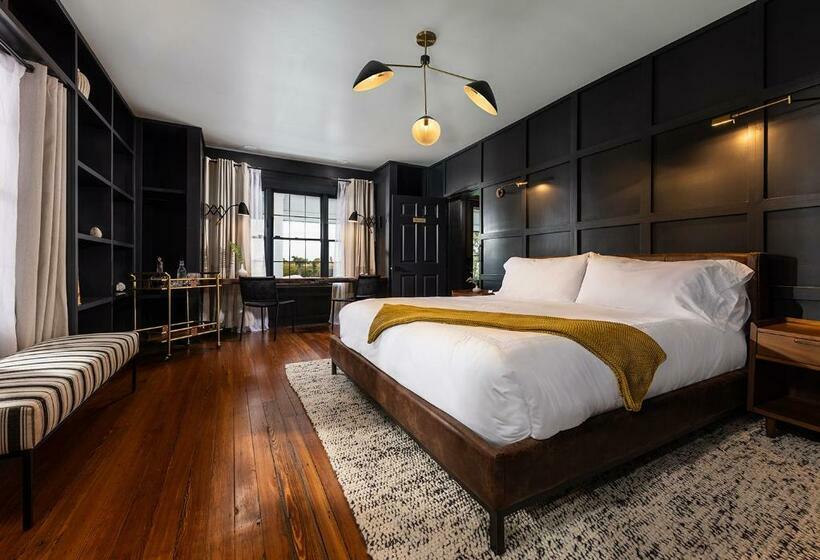 غرفة سوبيريور سرير كينج, Victoria 1883