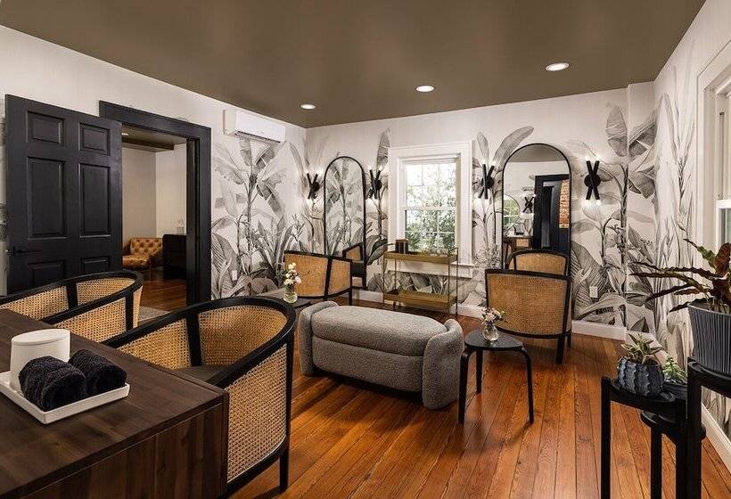 غرفة قياسية, Victoria 1883