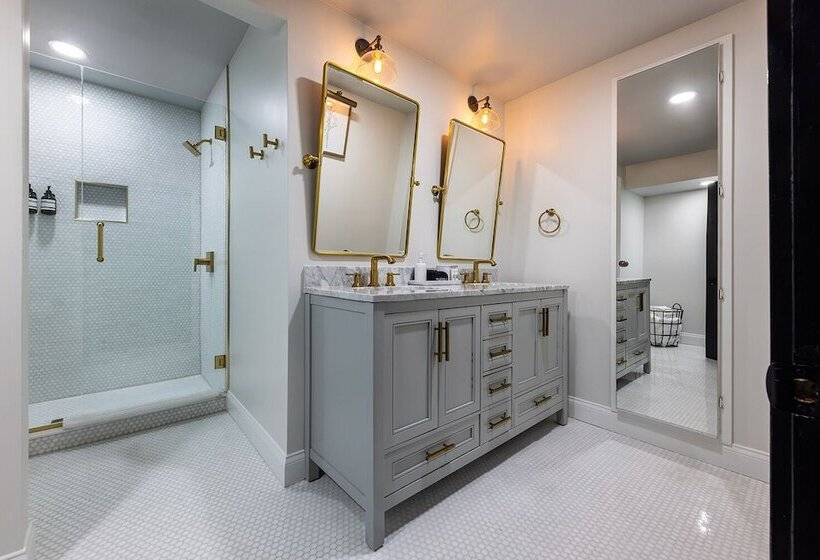 غرفة قياسية, Victoria 1883