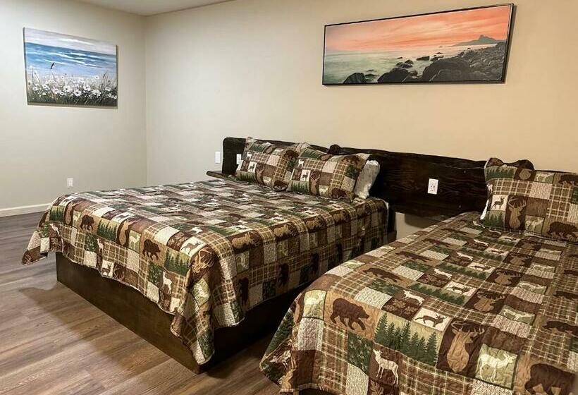 Семейный Номер, Crater Lake Gateway   Hwy 140