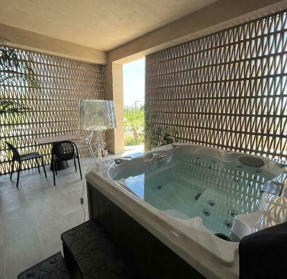 Номер Стандарт с Гидромассажем, Terreforti Luxury Village