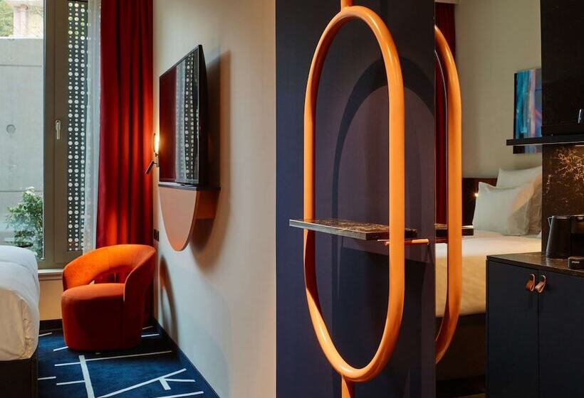 컴포트 룸, Tribe Baden Baden