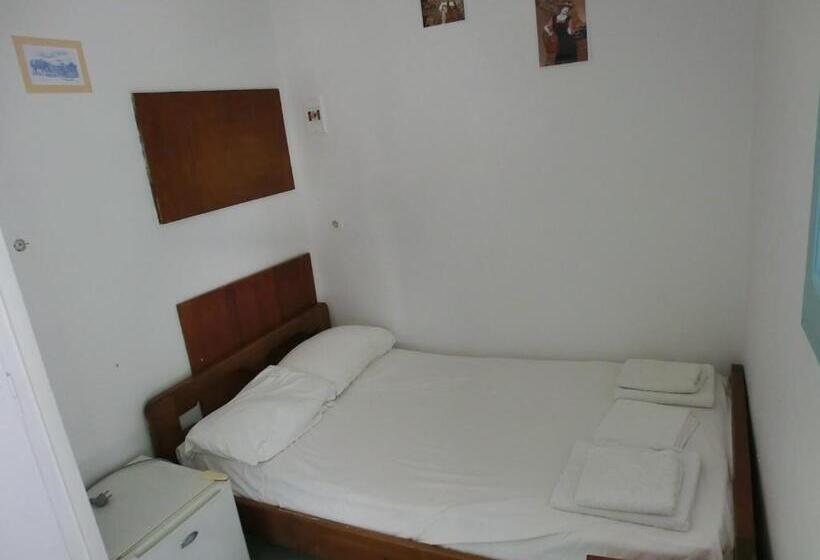 Номер Economy, Santorini Camping & Hostel