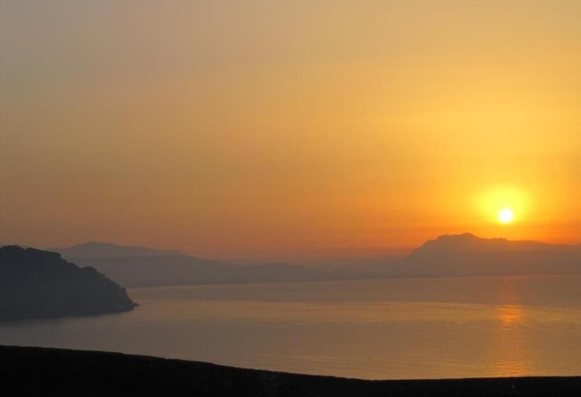 Номер Стандарт Вид на Море, World Center