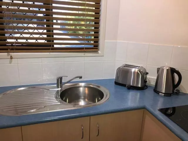 スタンダードスタジオ, Central Studio Accommodation