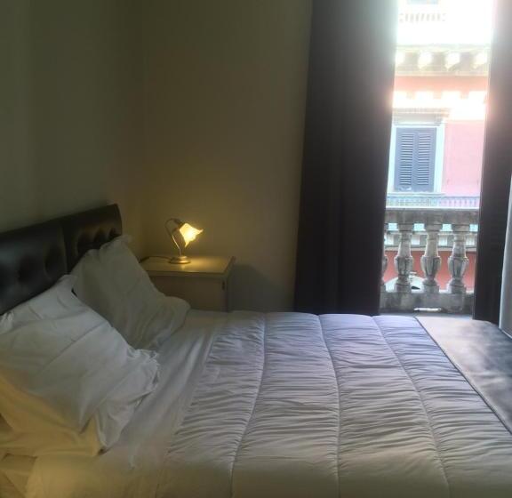 اتاق استاندارد با تخت بزرگ, Umberto House Catania