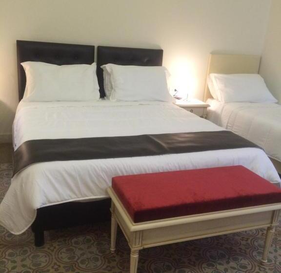 غرفة قياسية رباعية, Umberto House Catania