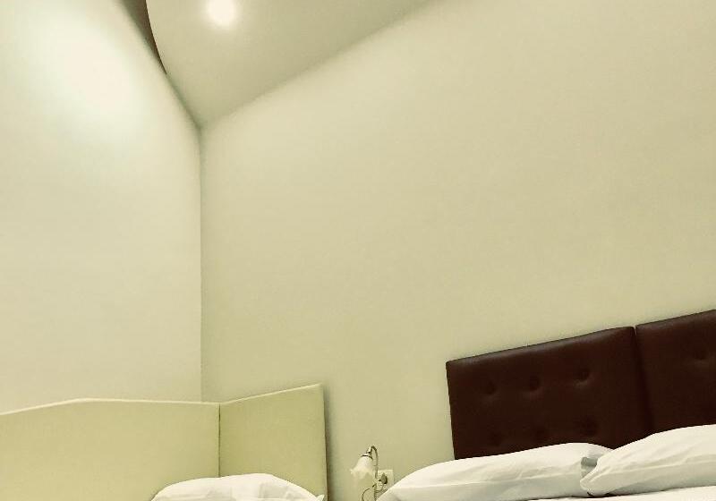 غرفة قياسية سرير كينج, Umberto House Catania