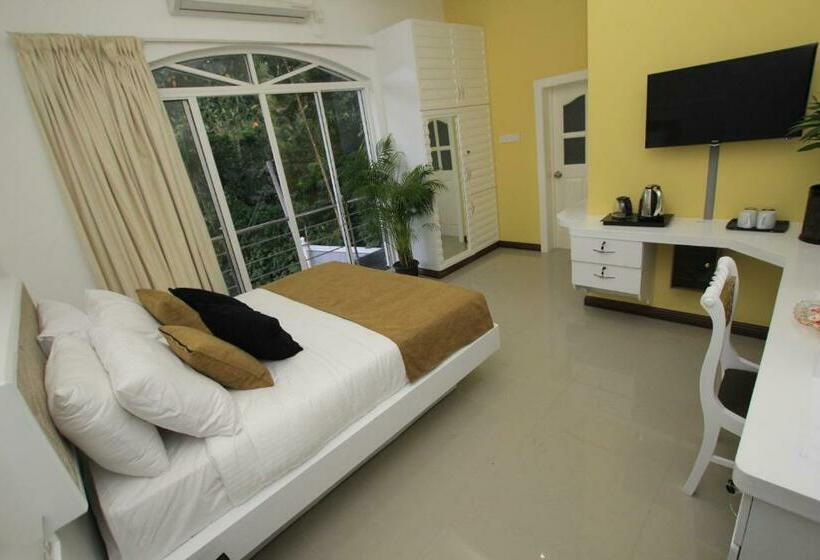 Habitació Estàndard, Ayaana Boutique