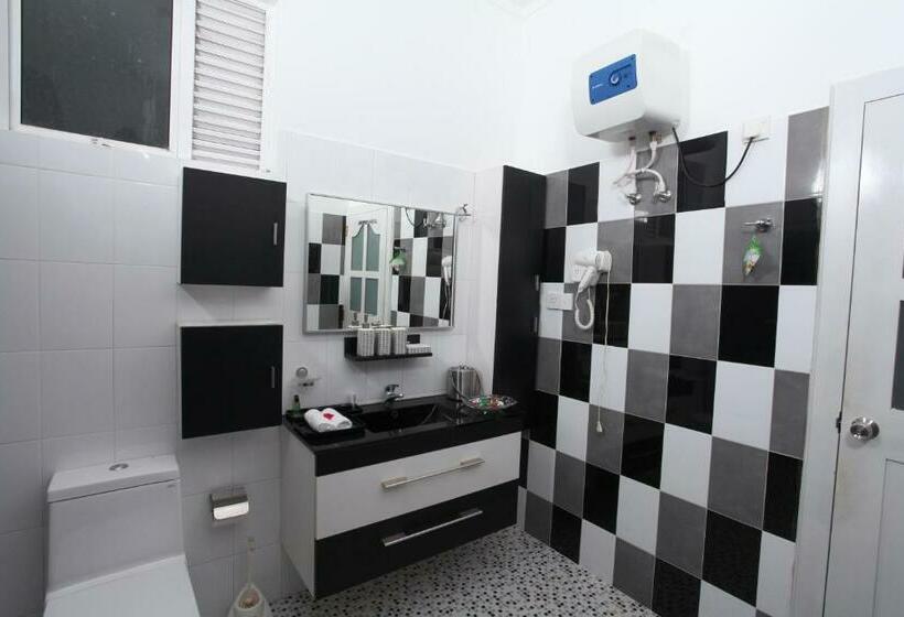 Habitació Estàndard, Ayaana Boutique