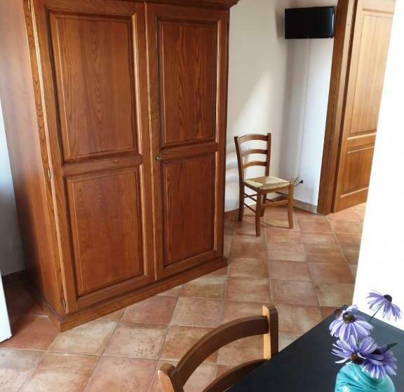 شقة غرفة واحدة, Azienda Agricola Sinisi