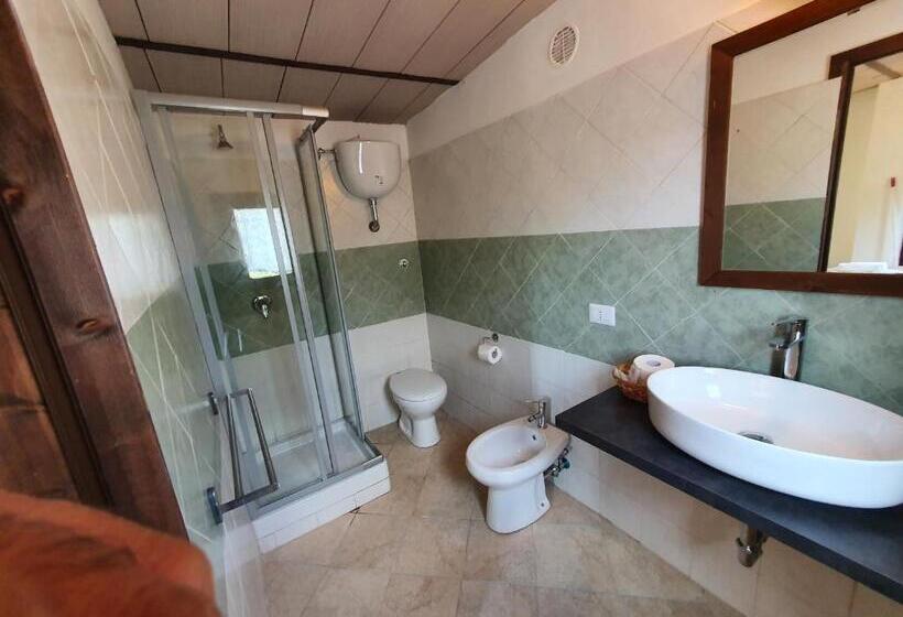 شقة غرفة واحدة, Azienda Agricola Sinisi