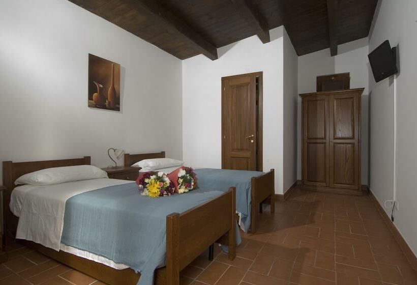 غرفة قياسية, Azienda Agricola Sinisi