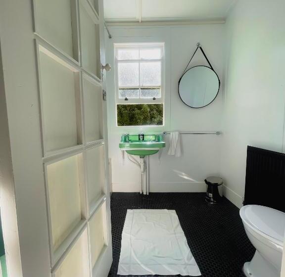 Номер Стандарт Индивидуальный Совместная Ванная, Bundanoon