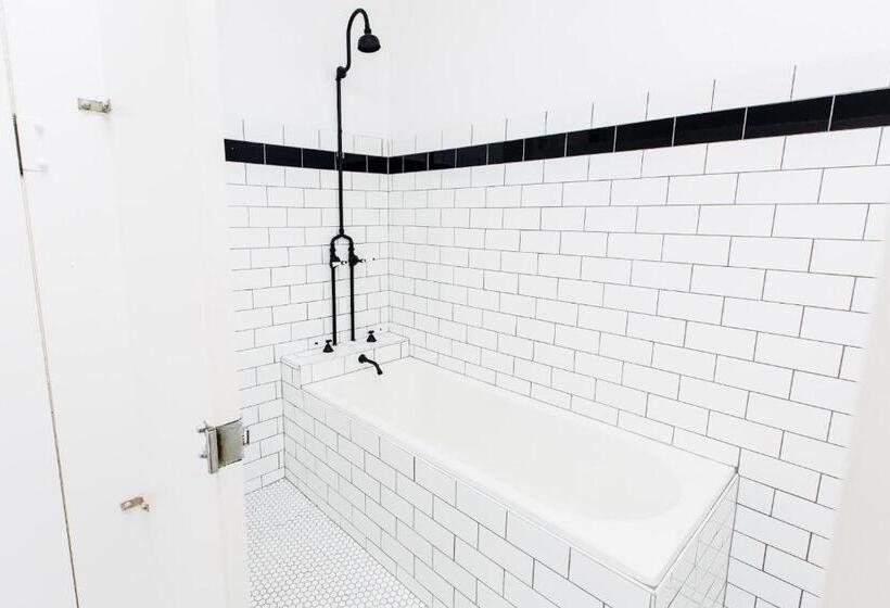 Номер Стандарт Индивидуальный Совместная Ванная, Bundanoon