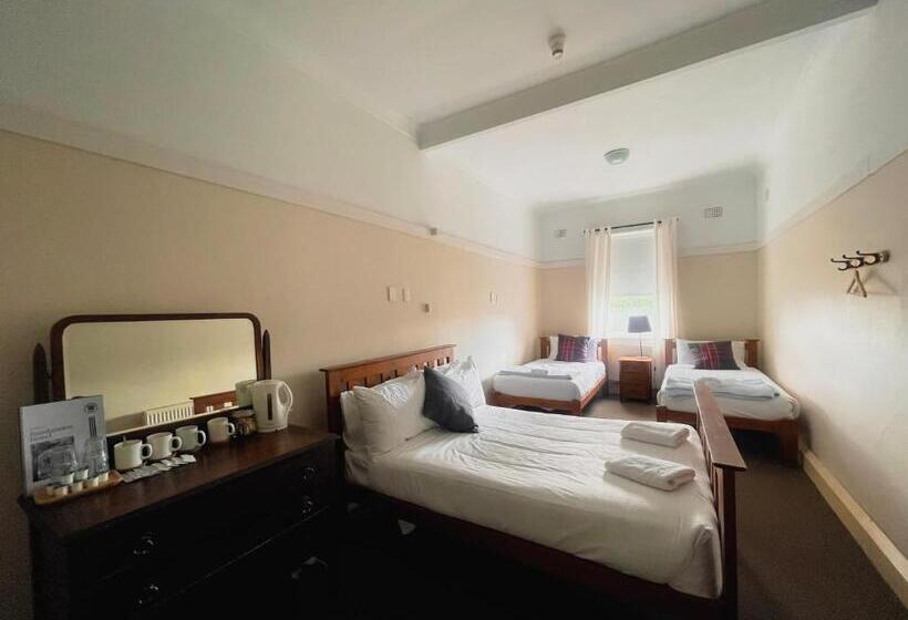 Семейный Номер, Bundanoon