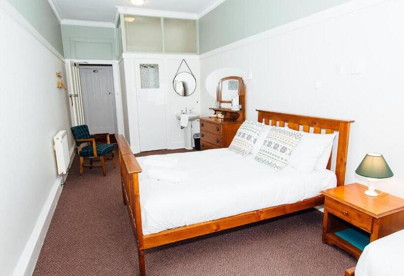 Семейный Номер, Bundanoon